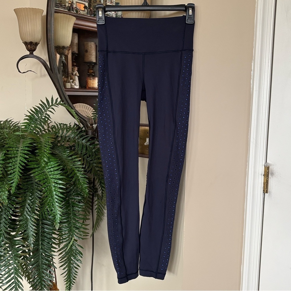 Lululemon Color Me Quick 7/8 Tights 25" Navy Blue Laser Cut High Rise Leggings - Picture 4 of 16
